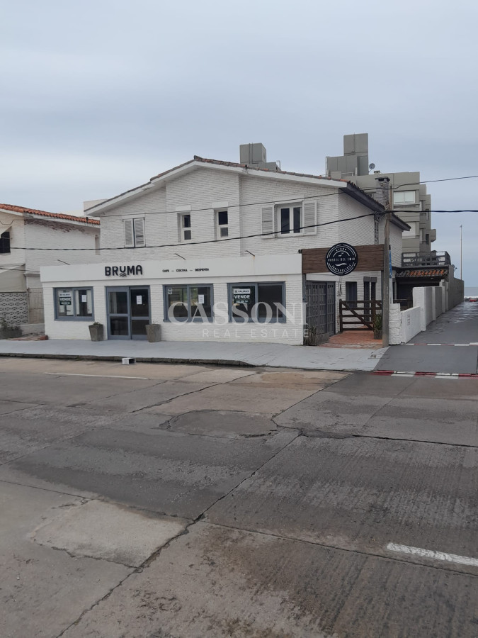 Local Comercial ID.1414 - Peninsula a pasos del emir con vista al mar