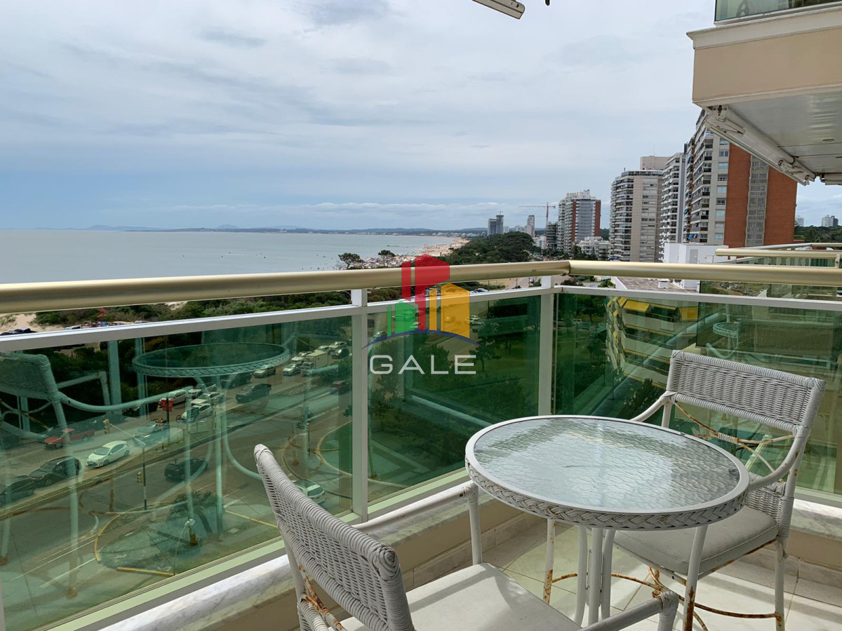 Apartamento ID.4463 - Mansa, 3 dormitorios primera linea