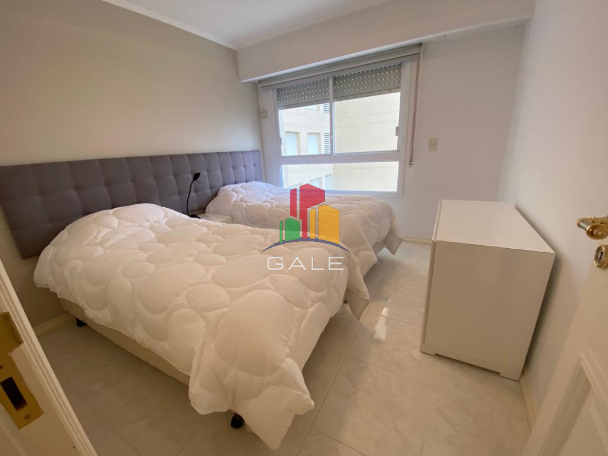 Apartamento ID.4326 - Apartamento en Venta de 3 dormitorios en Edificio Coral Tower , Punta del este , Playa Mansa 
