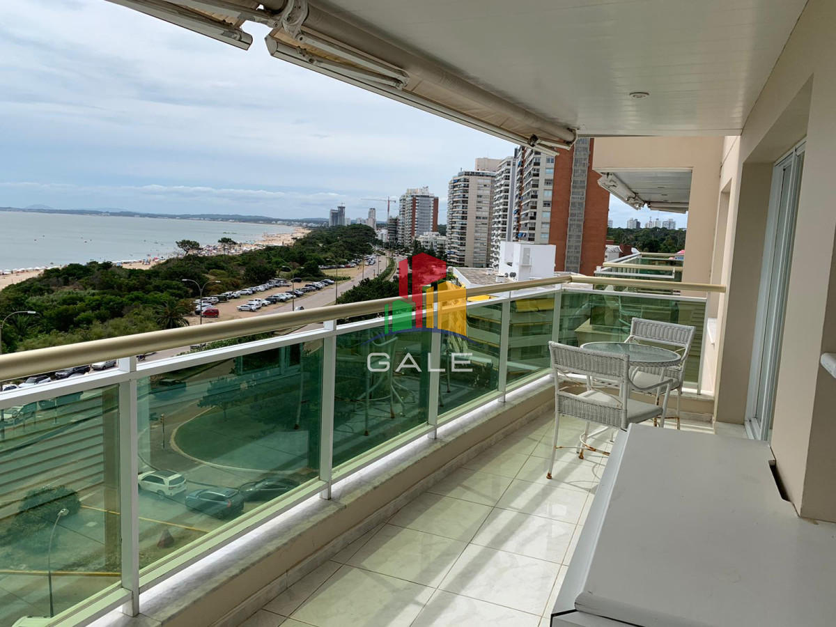 Apartamento ID.4463 - Mansa, 3 dormitorios primera linea