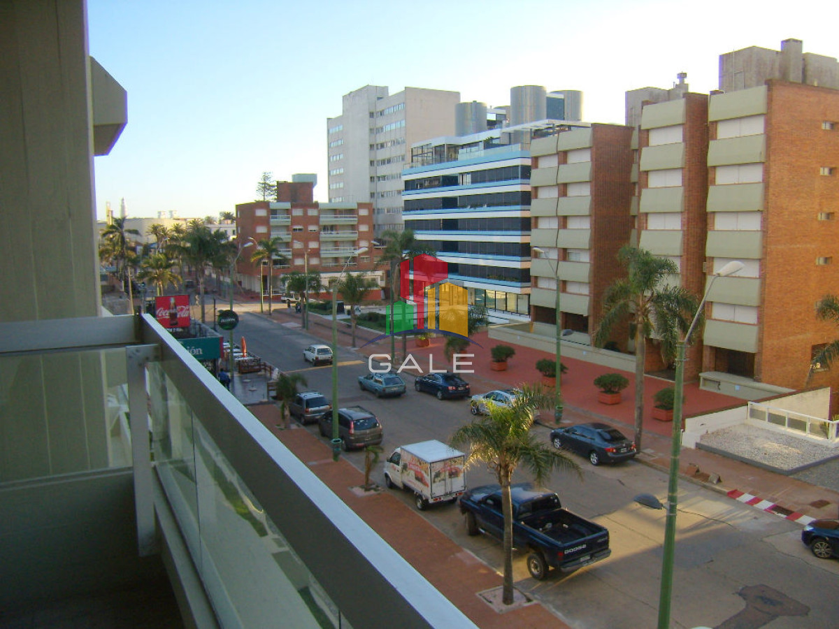 Apartamento ID.2612 - Apartamento en Peninsula, 3 dormitorios *