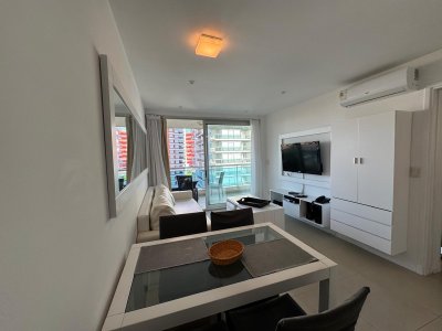 Hermoso Y Amplio Apartamento en Punta Del Este