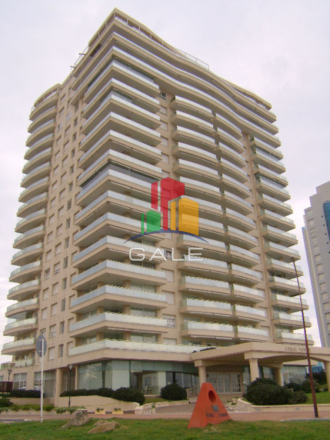 Apartamento ID.4326 - Apartamento en Venta de 3 dormitorios en Edificio Coral Tower , Punta del este , Playa Mansa 