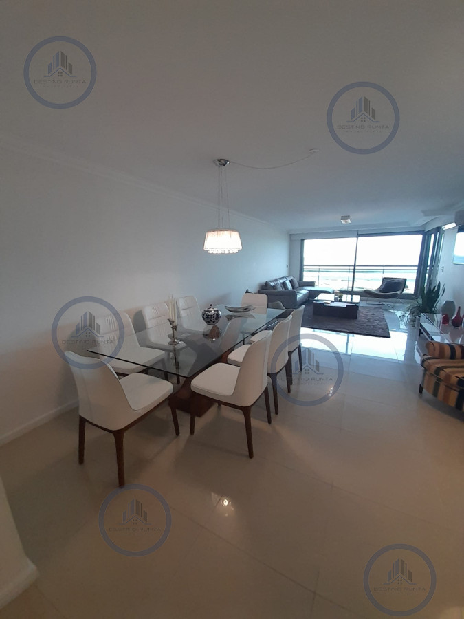Apartamento ID.2949 - Apartamento en Alquiler de 3 Dormitorios en Punta del este, Torre Imperiale