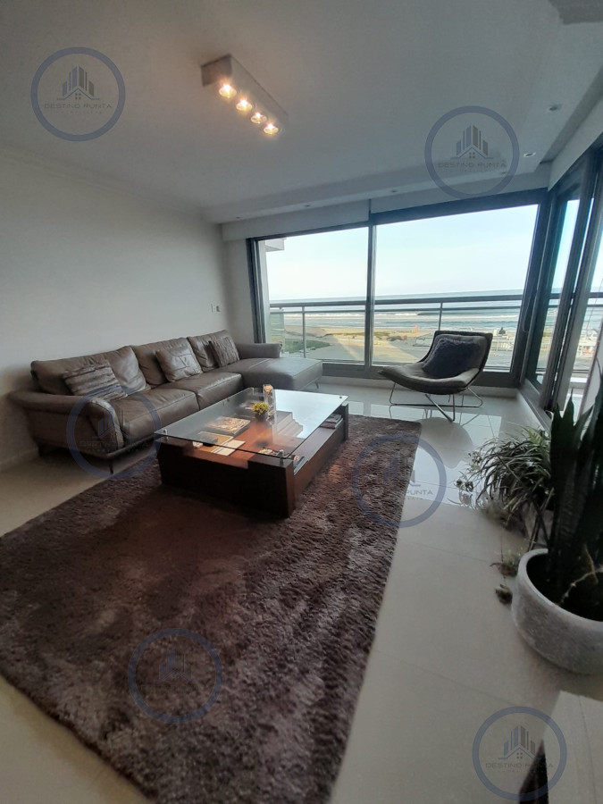 Apartamento ID.2949 - Apartamento en Alquiler de 3 Dormitorios en Punta del este, Torre Imperiale