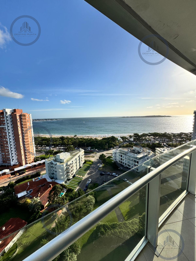 Apartamento ID.2108 - Apartamento de 3 Dormitorios en Alquiler a metros del Mar, Punta del Este Playa Mansa