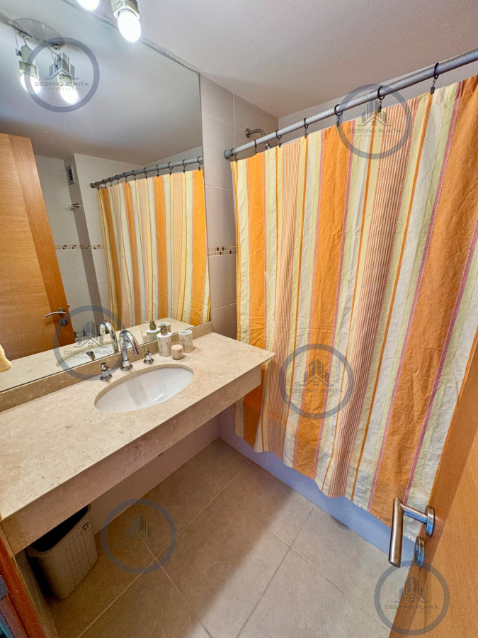 Apartamento ID.2108 - Apartamento de 3 Dormitorios en Alquiler a metros del Mar, Punta del Este Playa Mansa