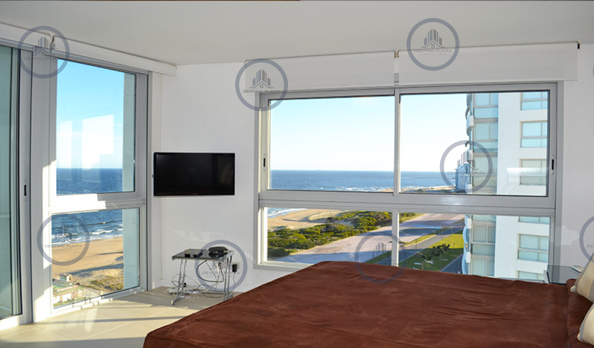 Apartamento ID.296 - Alquiler y venta de apartamento esquinero en Torre Le Parc II, Playa Brava, Punta del Este