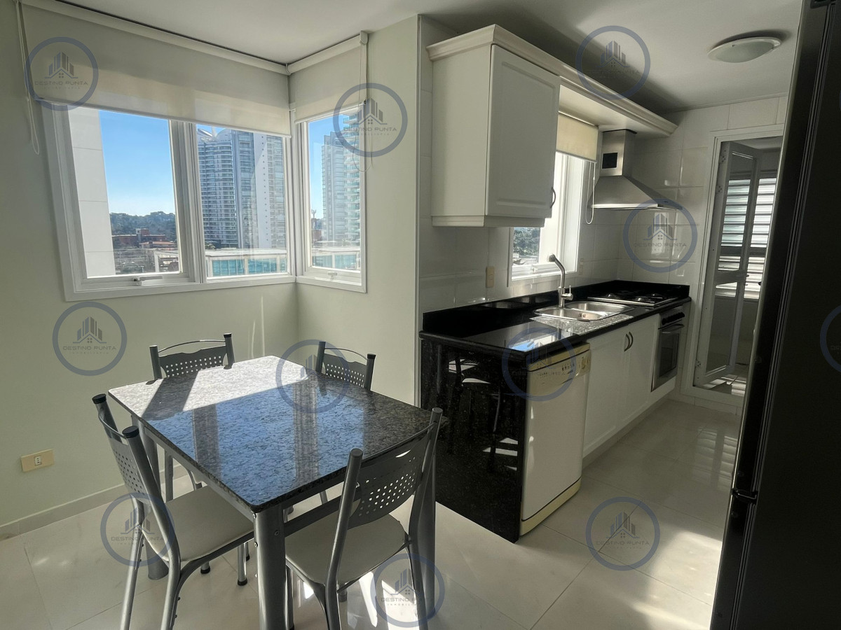 Apartamento ID.3310 - Apartamento de 3 dormitorios en Torre Millenium , Punta del este , Playa Mansa 