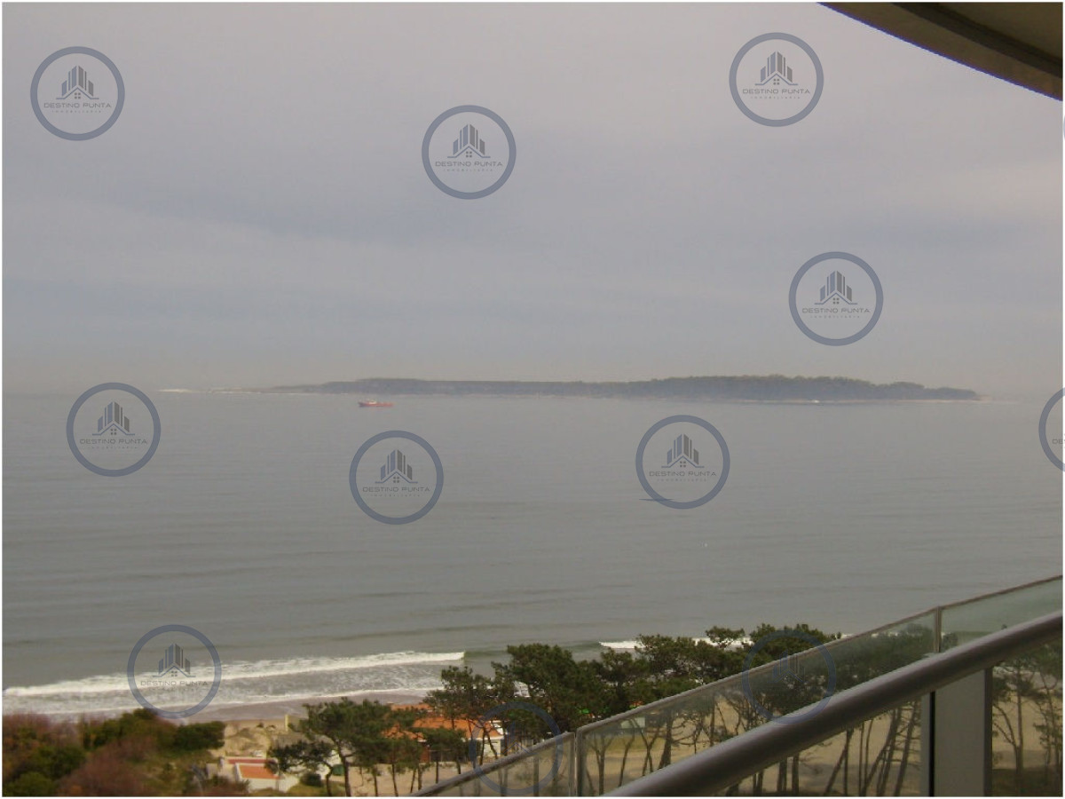 Apartamento ID.2108 - Apartamento de 3 Dormitorios en Alquiler a metros del Mar, Punta del Este Playa Mansa