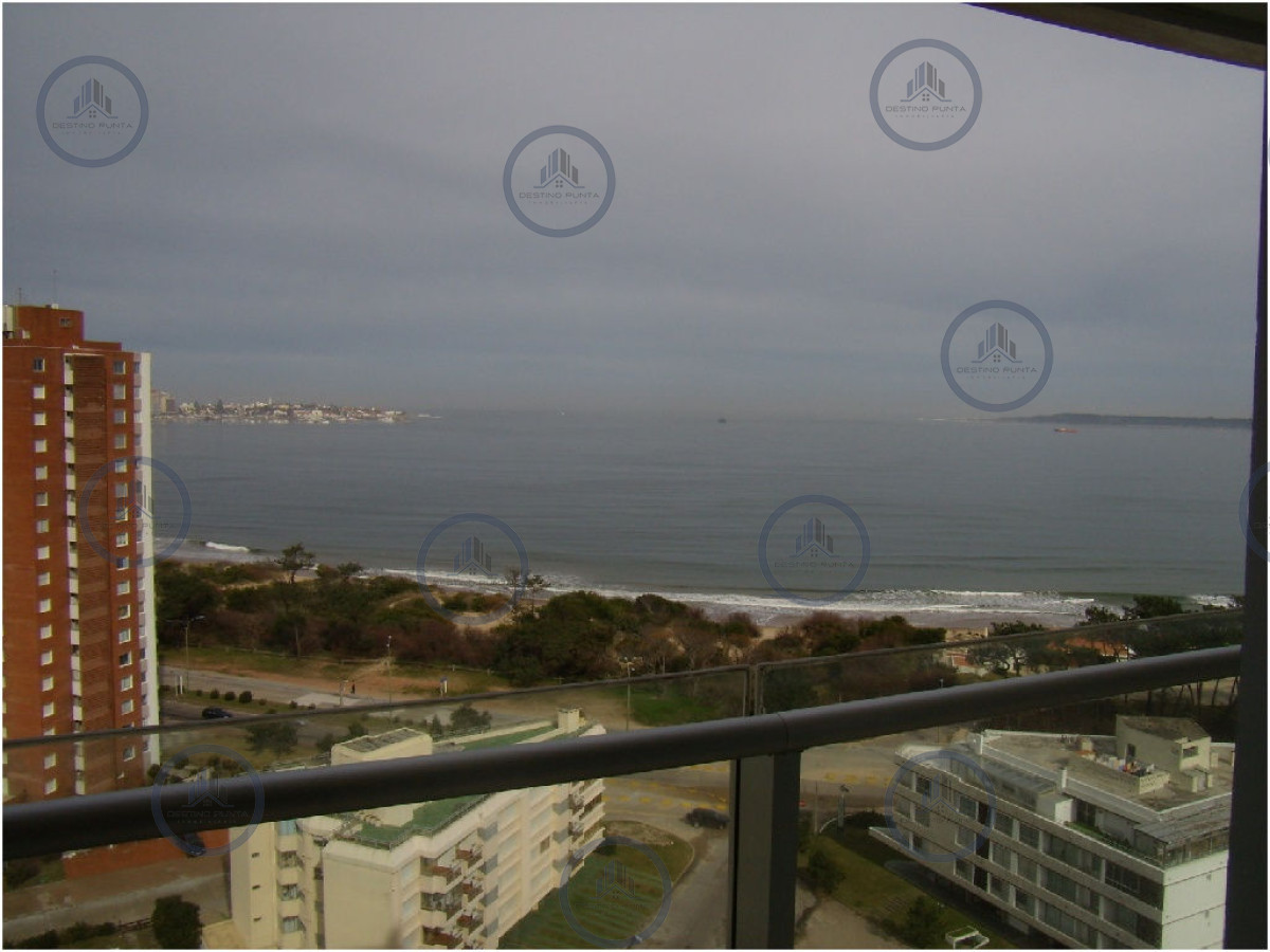 Apartamento ID.2108 - Apartamento de 3 Dormitorios en Alquiler a metros del Mar, Punta del Este Playa Mansa