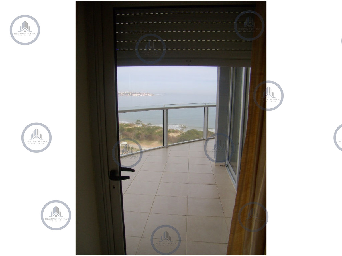 Apartamento ID.2108 - Apartamento de 3 Dormitorios en Alquiler a metros del Mar, Punta del Este Playa Mansa
