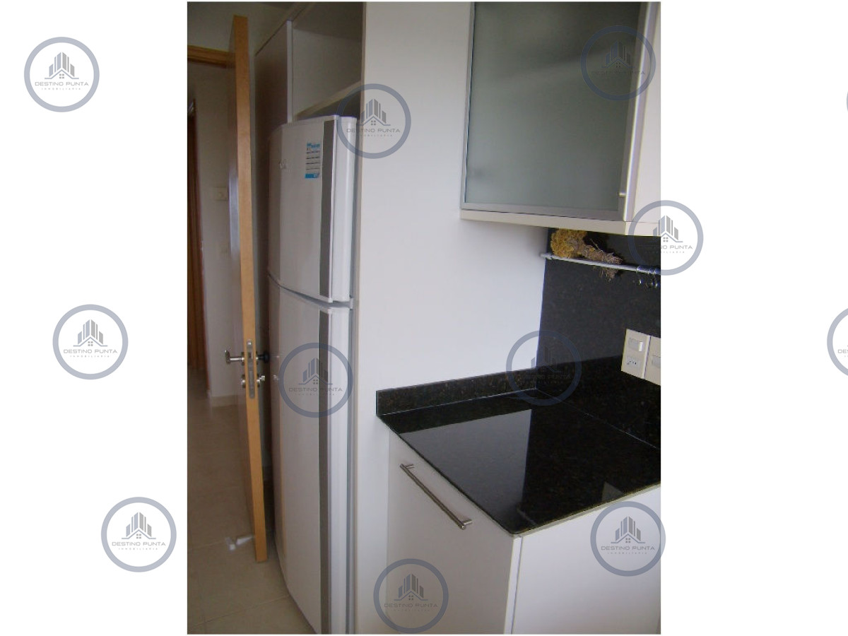 Apartamento ID.2108 - Apartamento de 3 Dormitorios en Alquiler a metros del Mar, Punta del Este Playa Mansa