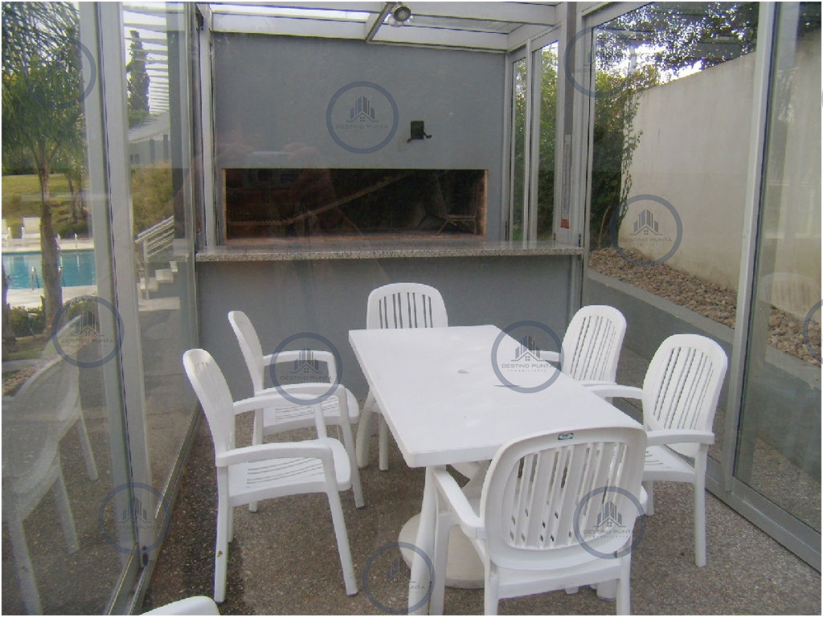 Apartamento ID.2108 - Apartamento de 3 Dormitorios en Alquiler a metros del Mar, Punta del Este Playa Mansa