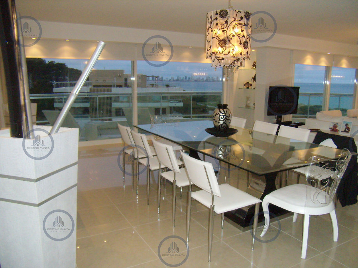 Apartamento ID.3210 - Apartamento en Mansa, 3 dormitorios con vista al mar