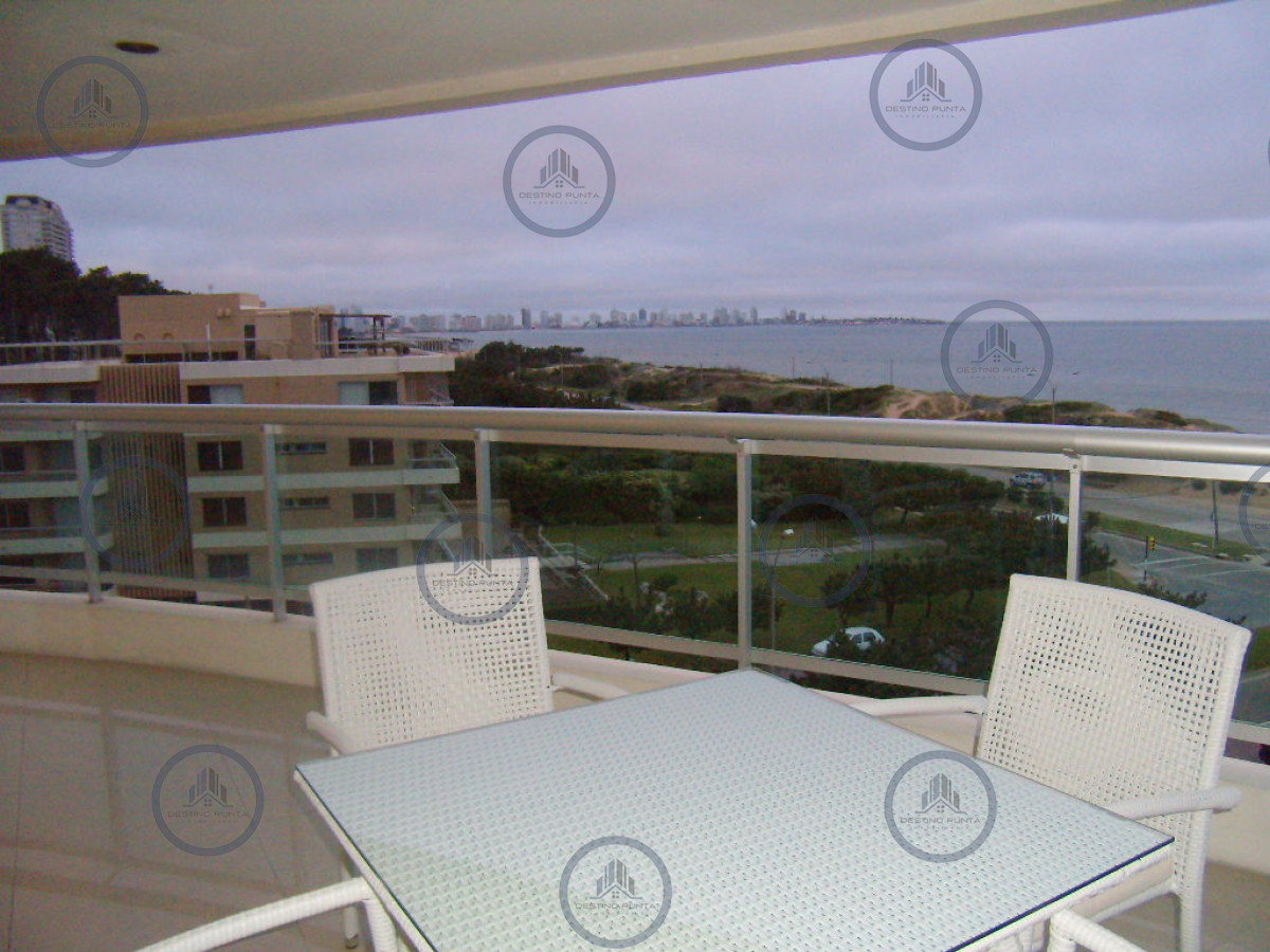 Apartamento ID.3210 - Apartamento en Mansa, 3 dormitorios con vista al mar
