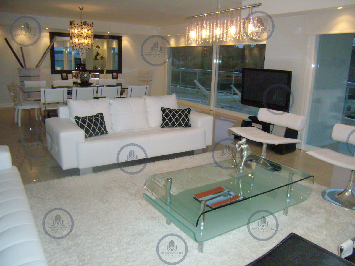 Apartamento ID.3210 - Apartamento en Mansa, 3 dormitorios con vista al mar