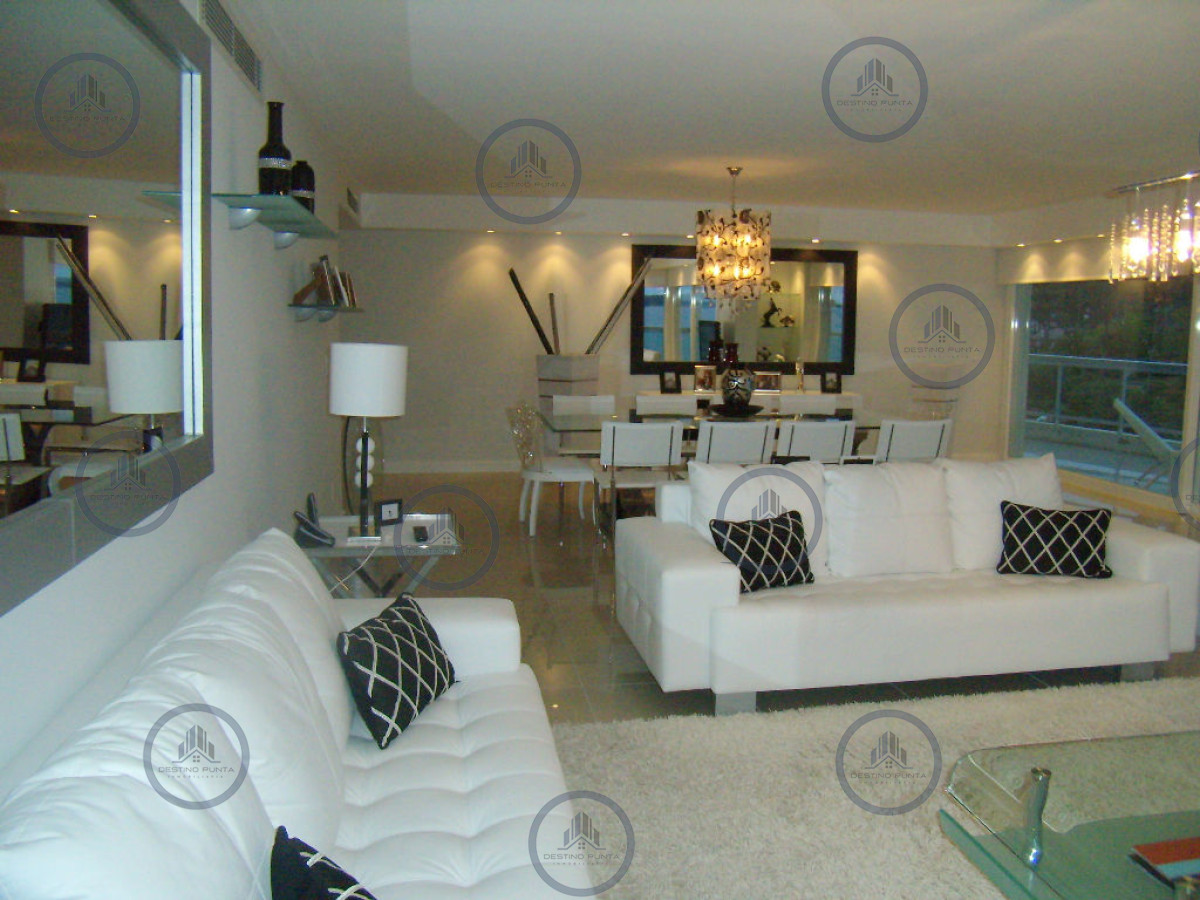 Apartamento ID.3210 - Apartamento en Mansa, 3 dormitorios con vista al mar