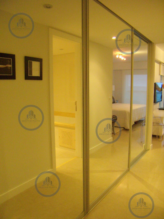 Apartamento ID.3210 - Apartamento en Mansa, 3 dormitorios con vista al mar