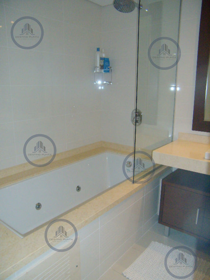 Apartamento ID.3210 - Apartamento en Mansa, 3 dormitorios con vista al mar