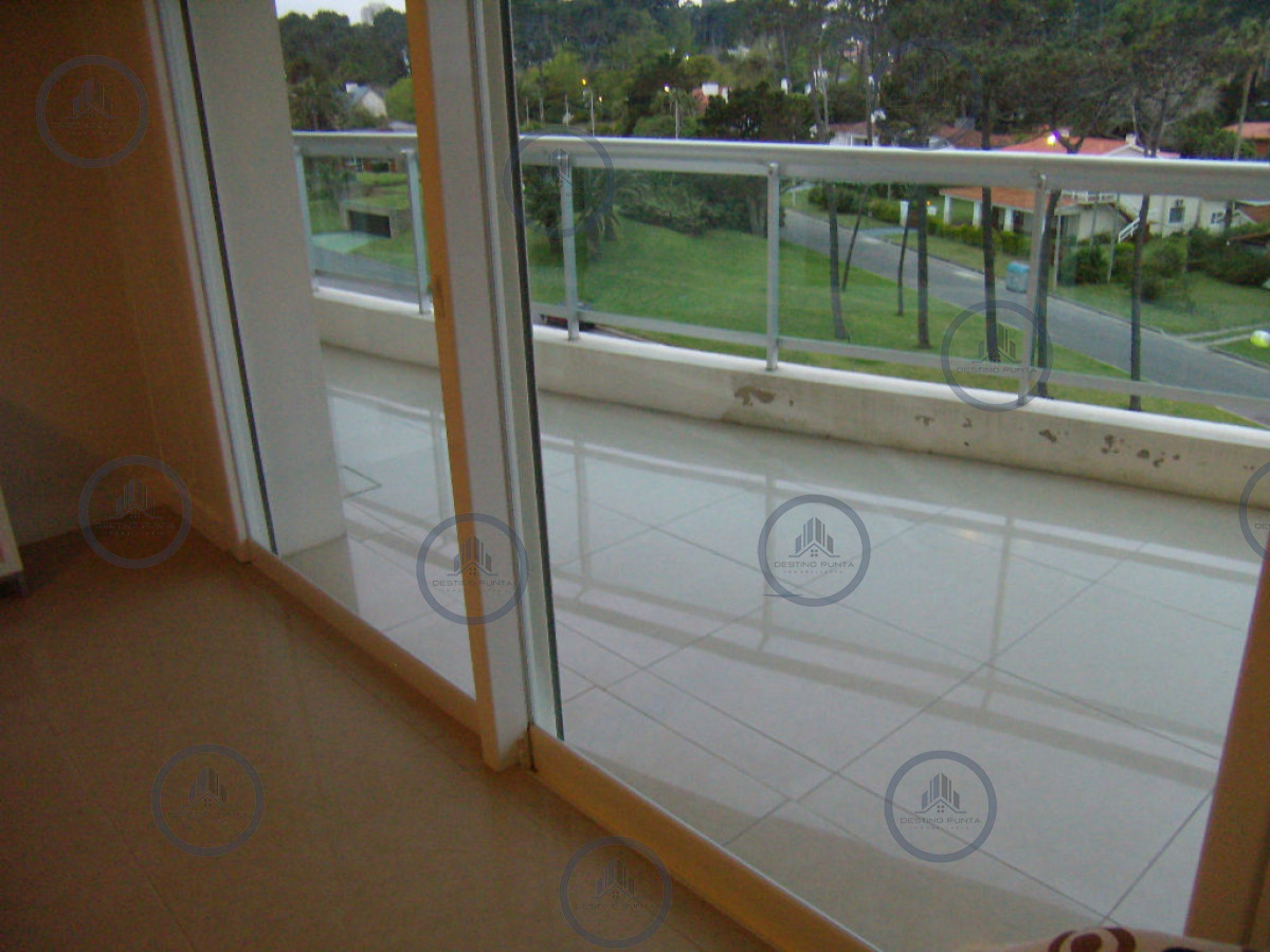 Apartamento ID.3210 - Apartamento en Mansa, 3 dormitorios con vista al mar