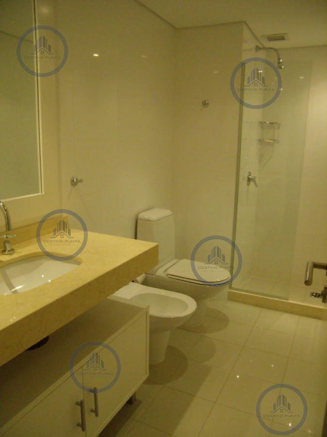 Apartamento ID.3210 - Apartamento en Mansa, 3 dormitorios con vista al mar