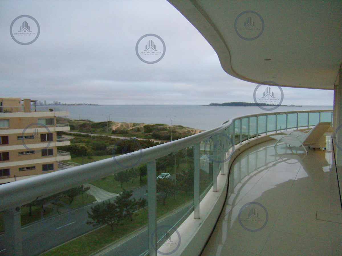 Apartamento ID.3210 - Apartamento en Mansa, 3 dormitorios con vista al mar