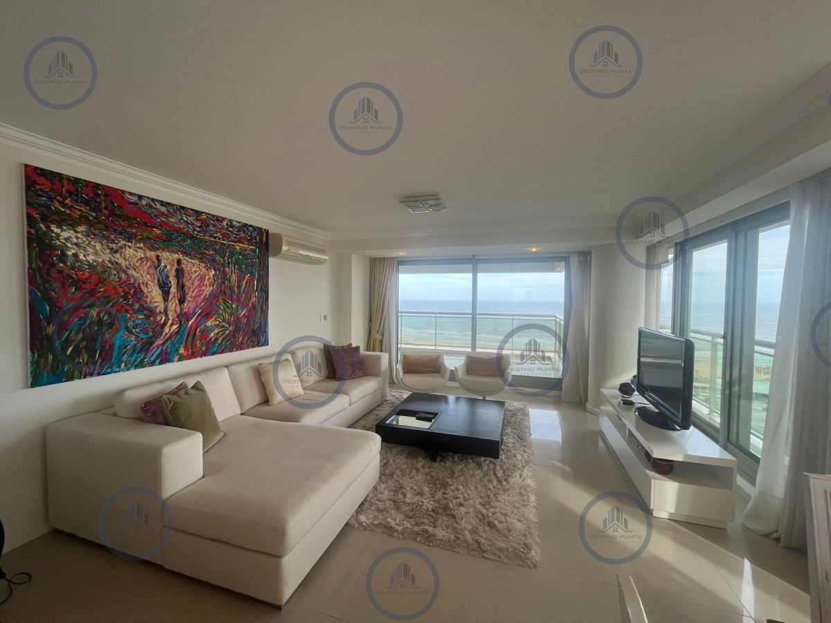 Apartamento en alquiler temporal de 3 dormitorios en Torre Imperiale , Punta del este , Playa brava — fotografía 4