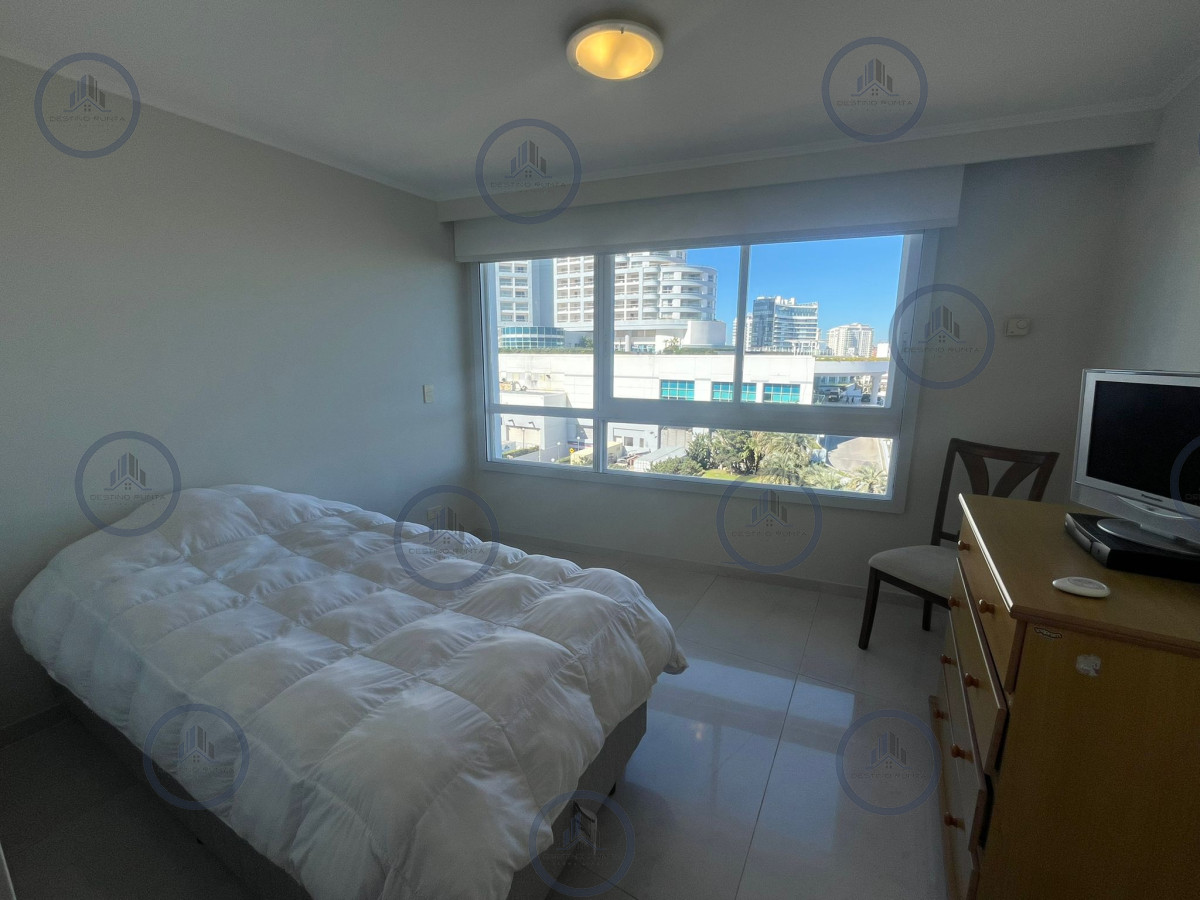 Apartamento ID.3310 - Apartamento de 3 dormitorios en Torre Millenium , Punta del este , Playa Mansa 