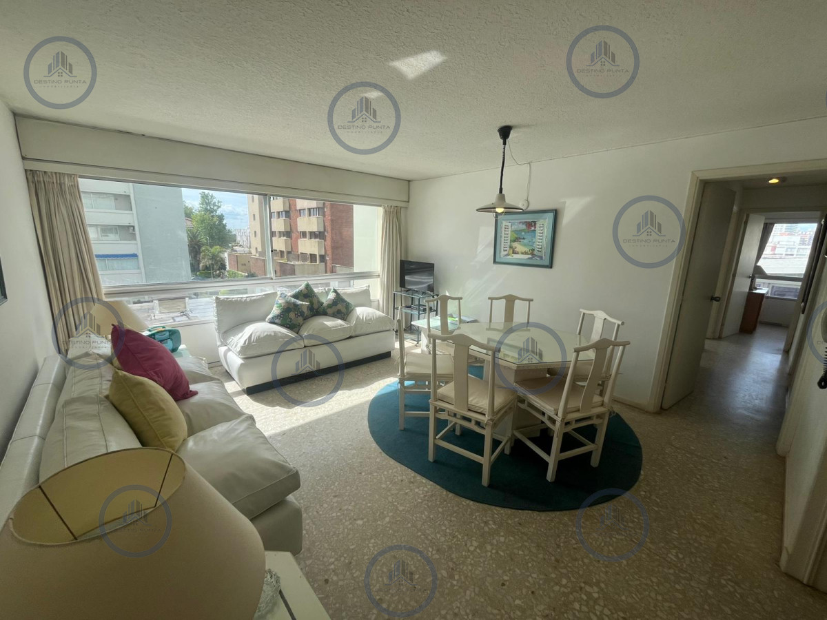 Apartamento de 3 Dormitorios en Península de Punta del Este, Venta y Alquiler Anual — fotografía 2