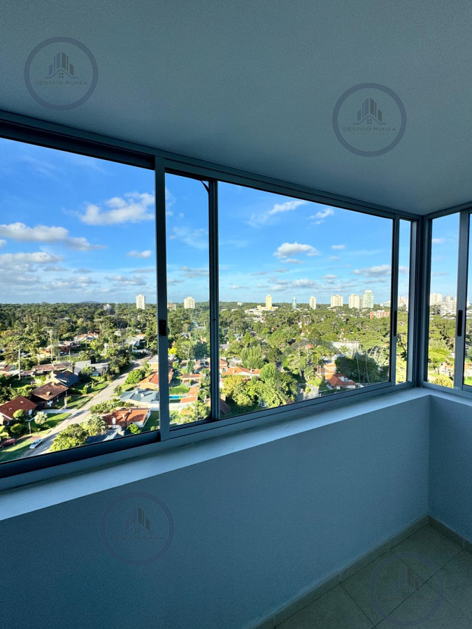 Apartamento ID.2108 - Apartamento de 3 Dormitorios en Alquiler a metros del Mar, Punta del Este Playa Mansa