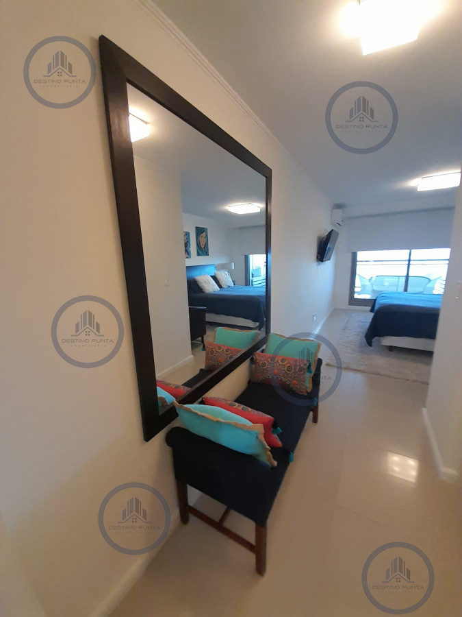 Apartamento ID.2949 - Apartamento en Alquiler de 3 Dormitorios en Punta del este, Torre Imperiale