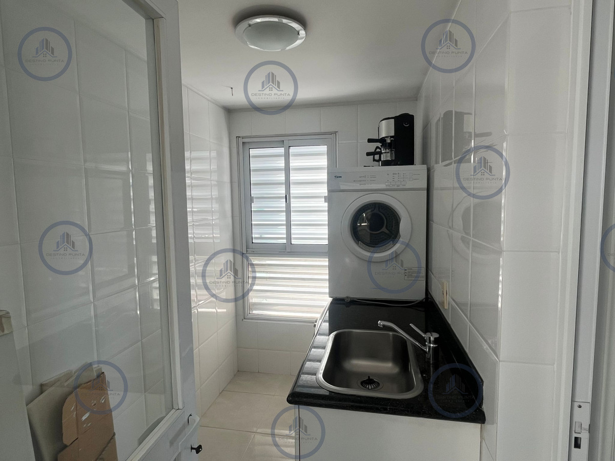 Apartamento ID.3310 - Apartamento de 3 dormitorios en Torre Millenium , Punta del este , Playa Mansa 