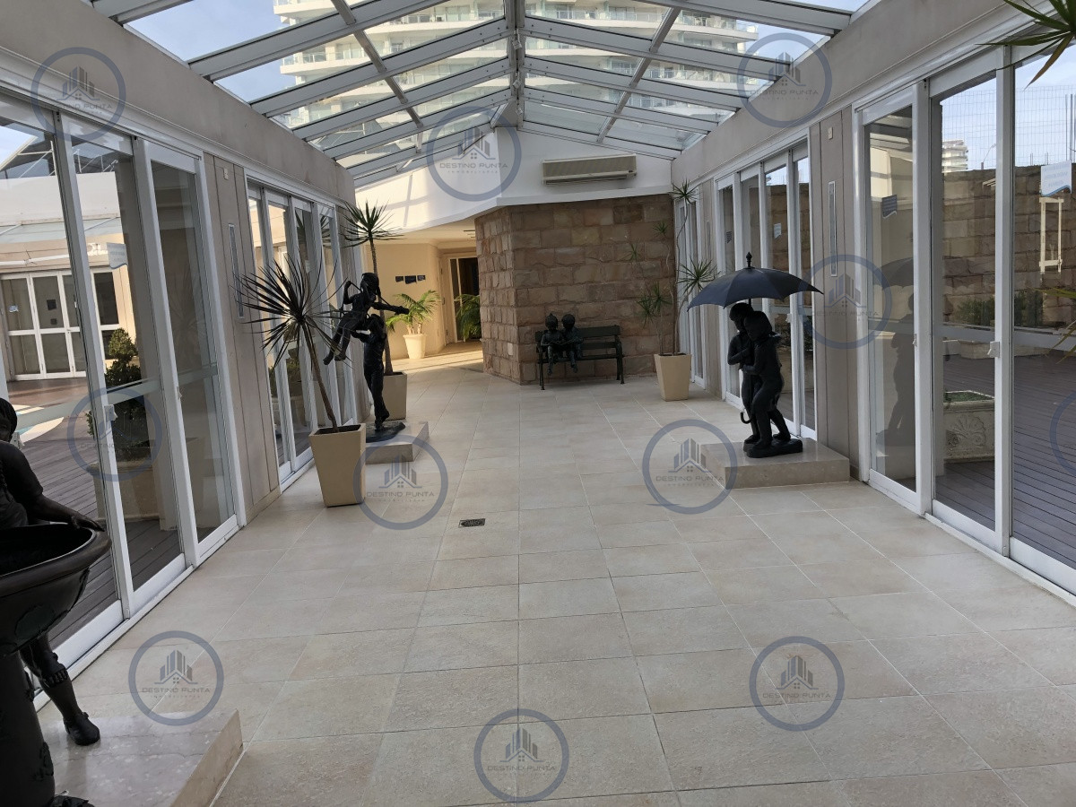 Apartamento ID.3310 - Apartamento de 3 dormitorios en Torre Millenium , Punta del este , Playa Mansa 