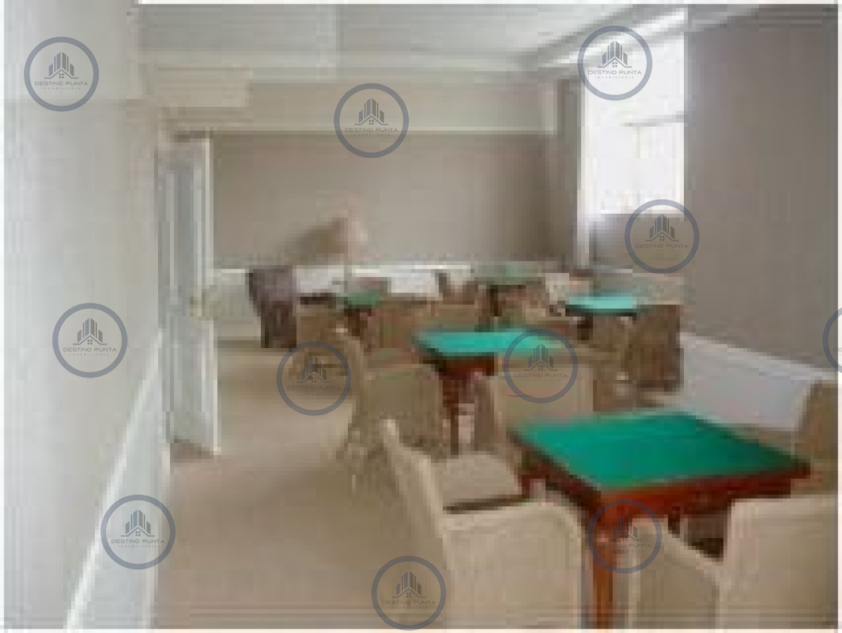 Apartamento ID.2074 - Apartamento de 3 Dormitorios frente al Mar, Playa Mansa 