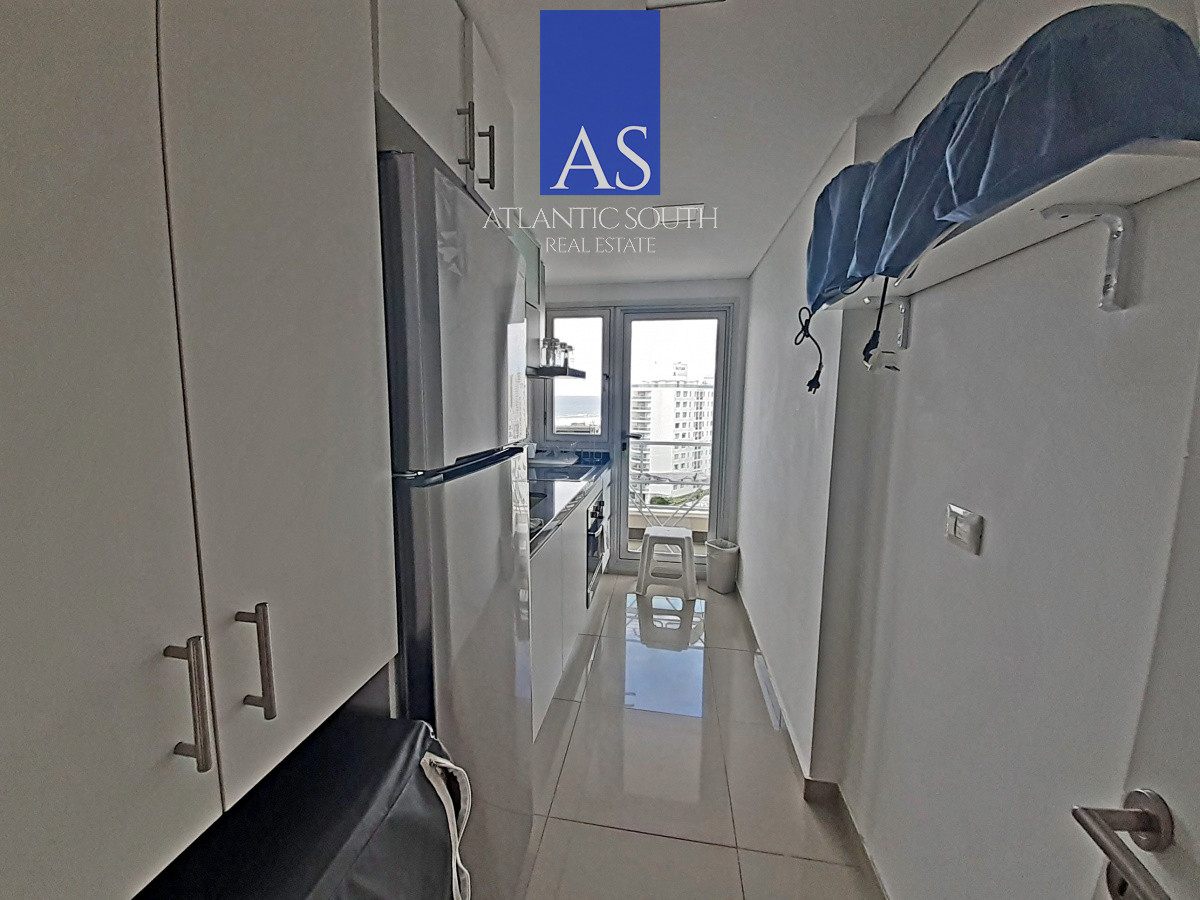 Apartamento ID.3746 - Apartamento moderno 2 dormitorios piso alto a pasos del mar en Playa Brava