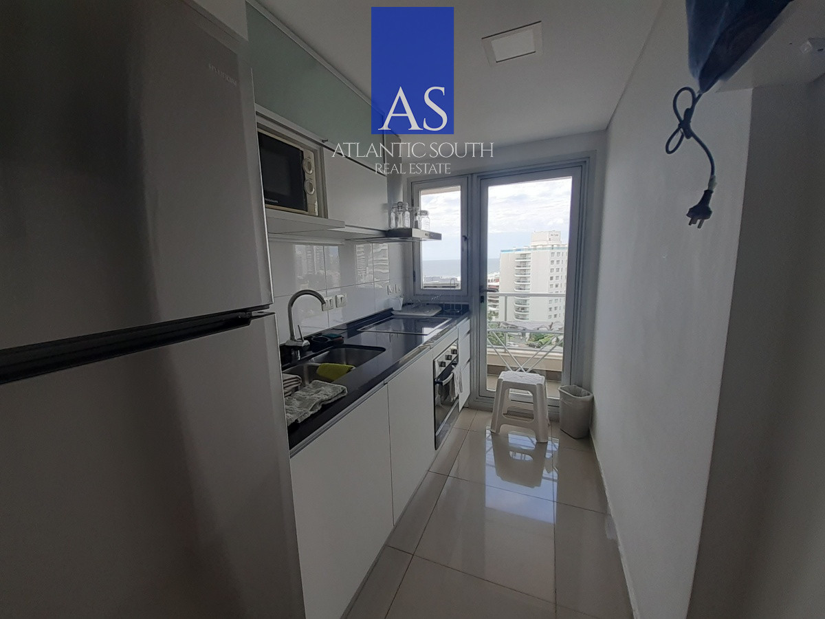 Apartamento ID.3746 - Apartamento moderno 2 dormitorios piso alto a pasos del mar en Playa Brava
