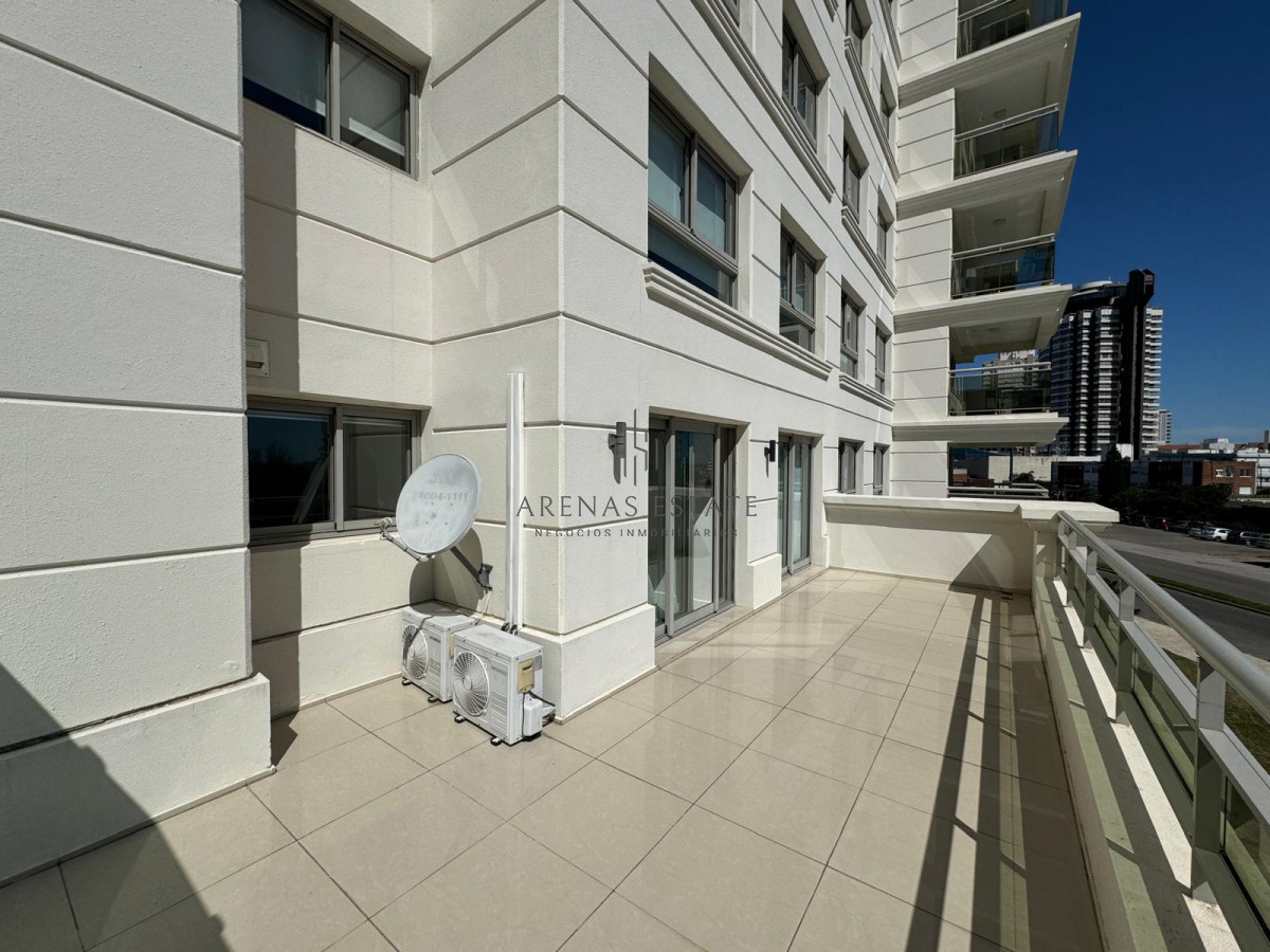 Apartamento ID.3692 - Apartamento en torre de lujo