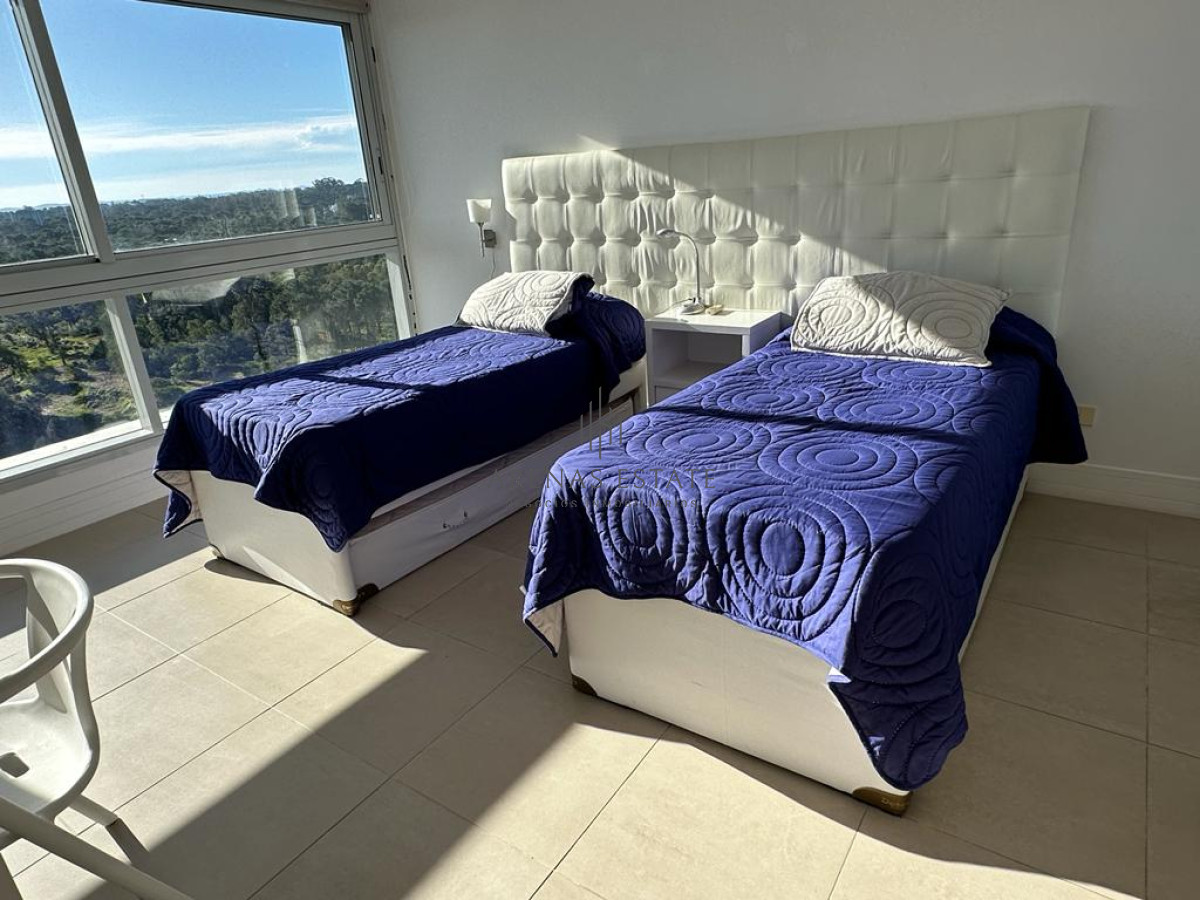 Apartamento ID.1542 - Casa en venta en Punta del Este, le parc