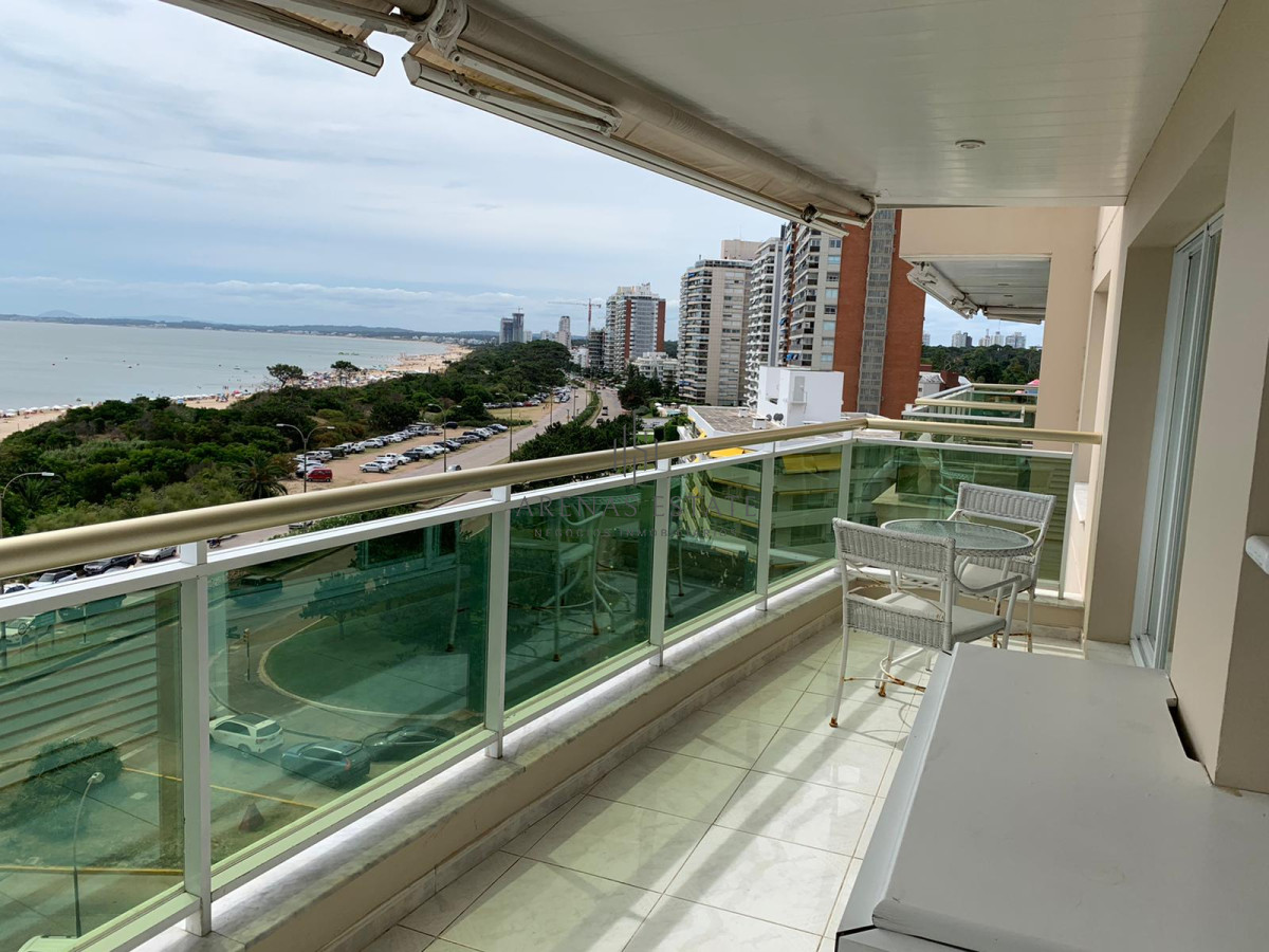 Apartamento ID.3458 - Mansa, 3 dormitorios primera linea
