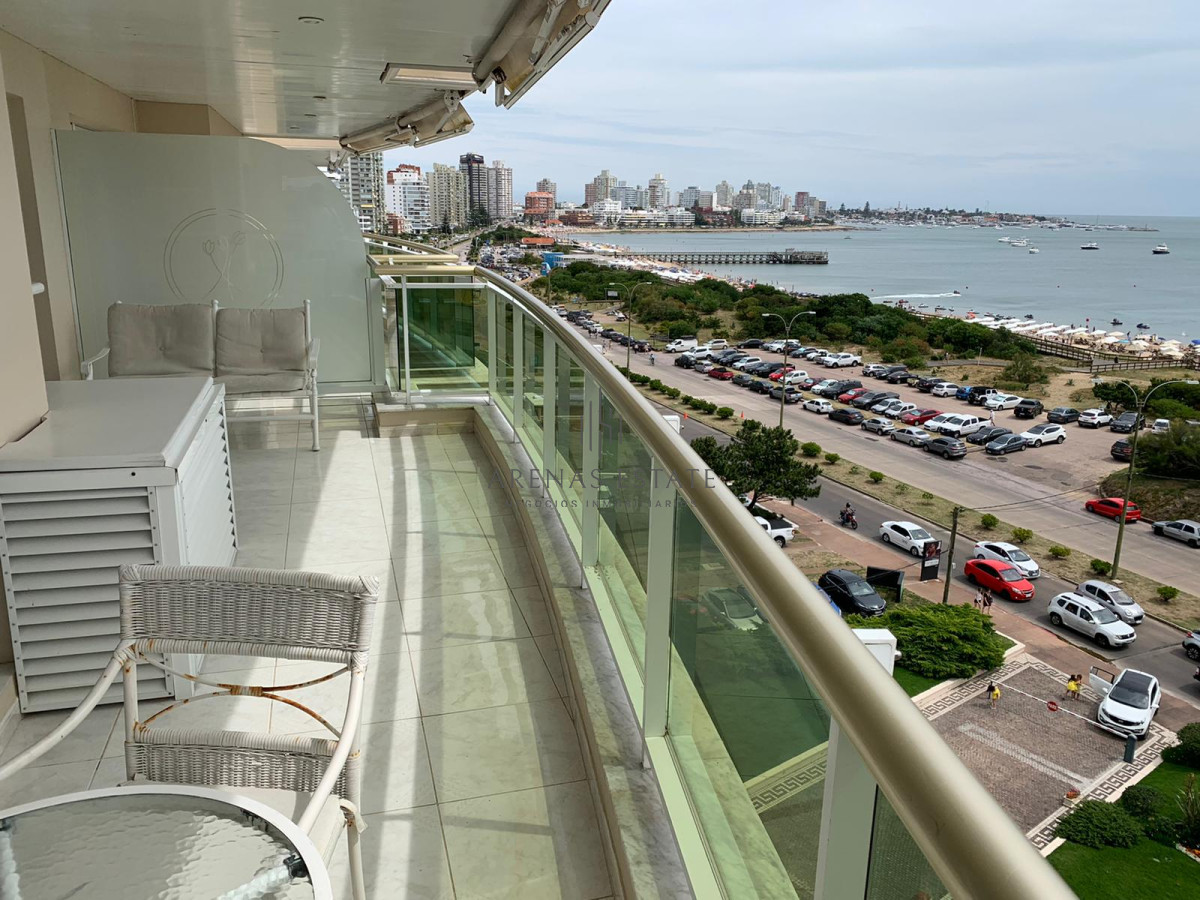 Apartamento ID.3458 - Mansa, 3 dormitorios primera linea
