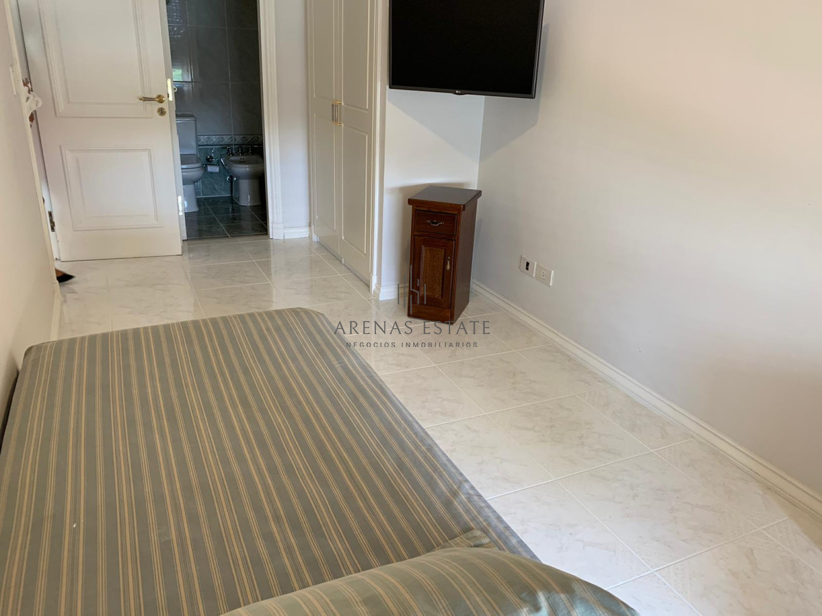 Apartamento ID.3458 - Mansa, 3 dormitorios primera linea