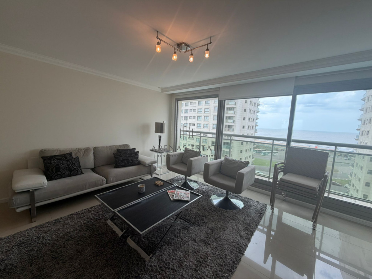 Apartamento ID.4375 - Apartamento de 3 dormitorios en Venta en Punta del este , Playa brava , Torre imperiale 