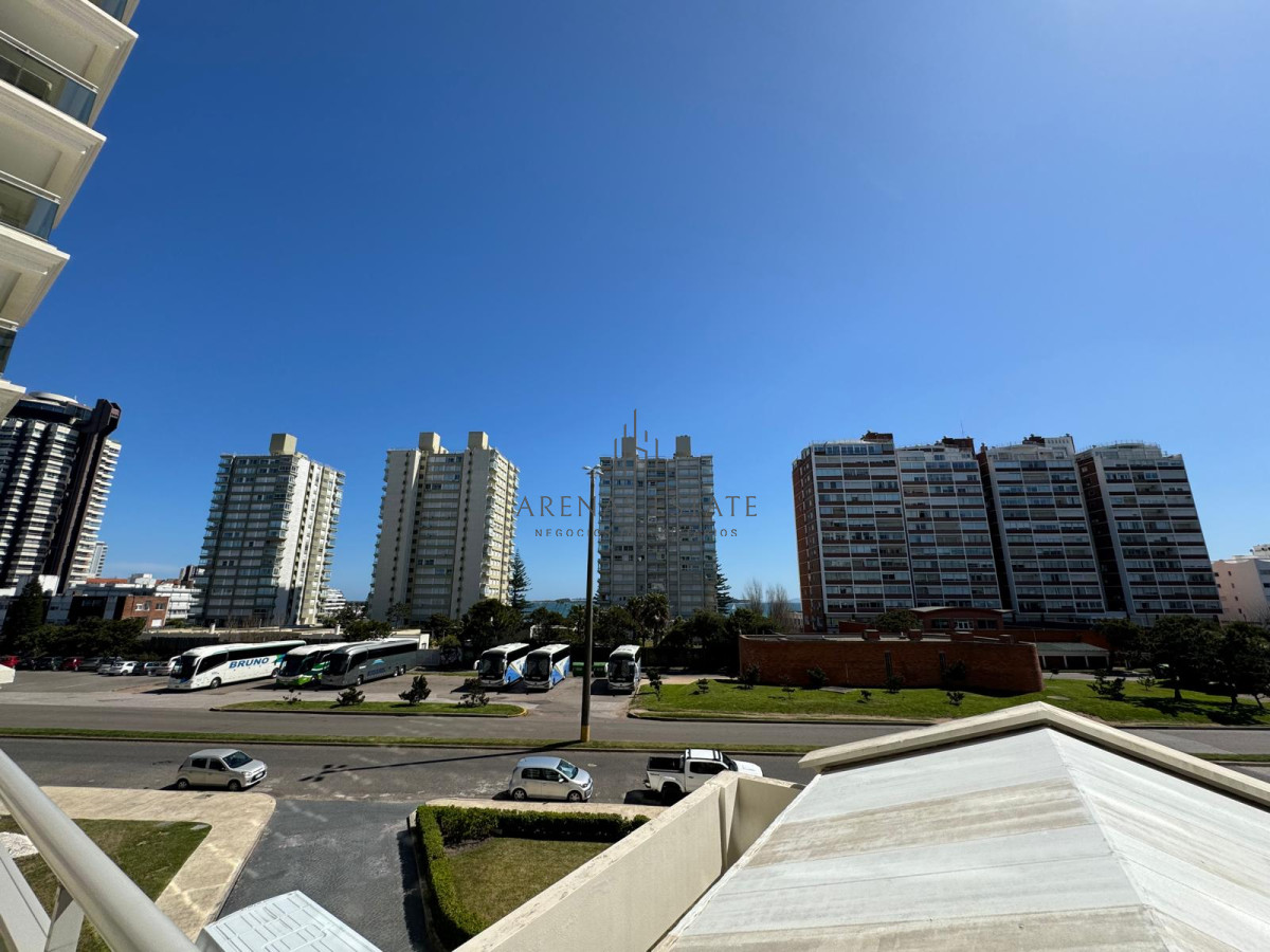 Apartamento ID.3692 - Apartamento en torre de lujo
