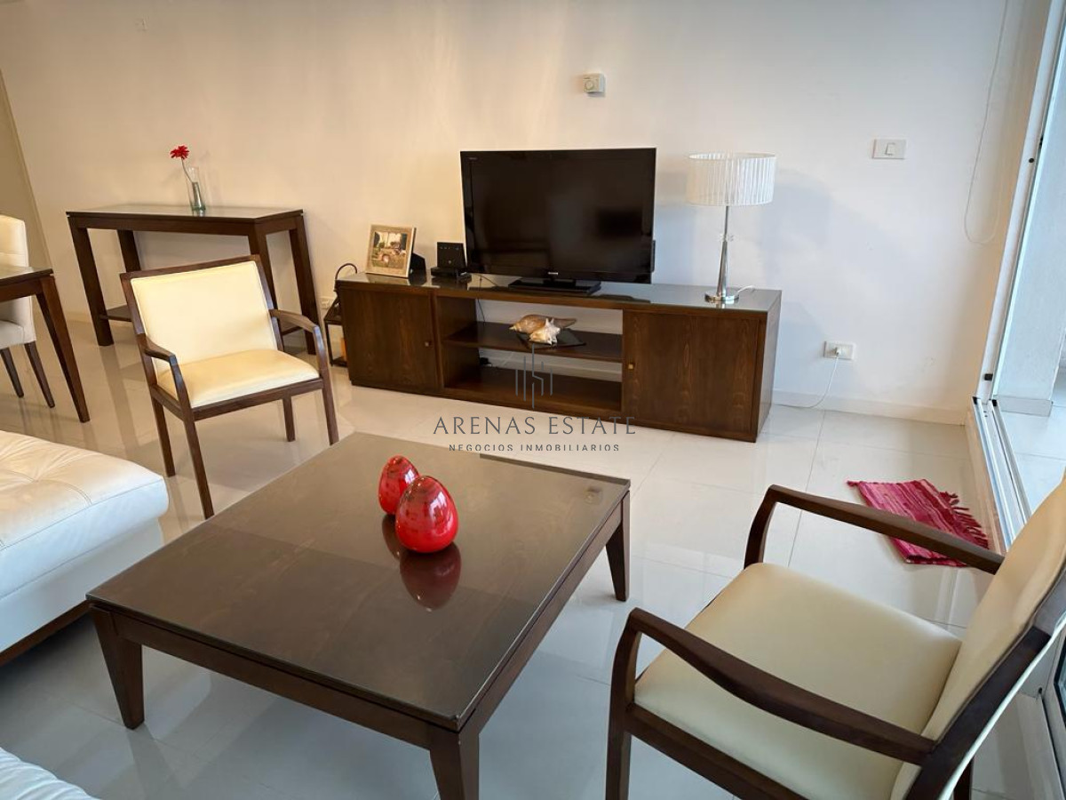 Apartamento ID.1341 - Mansa frente al mar 