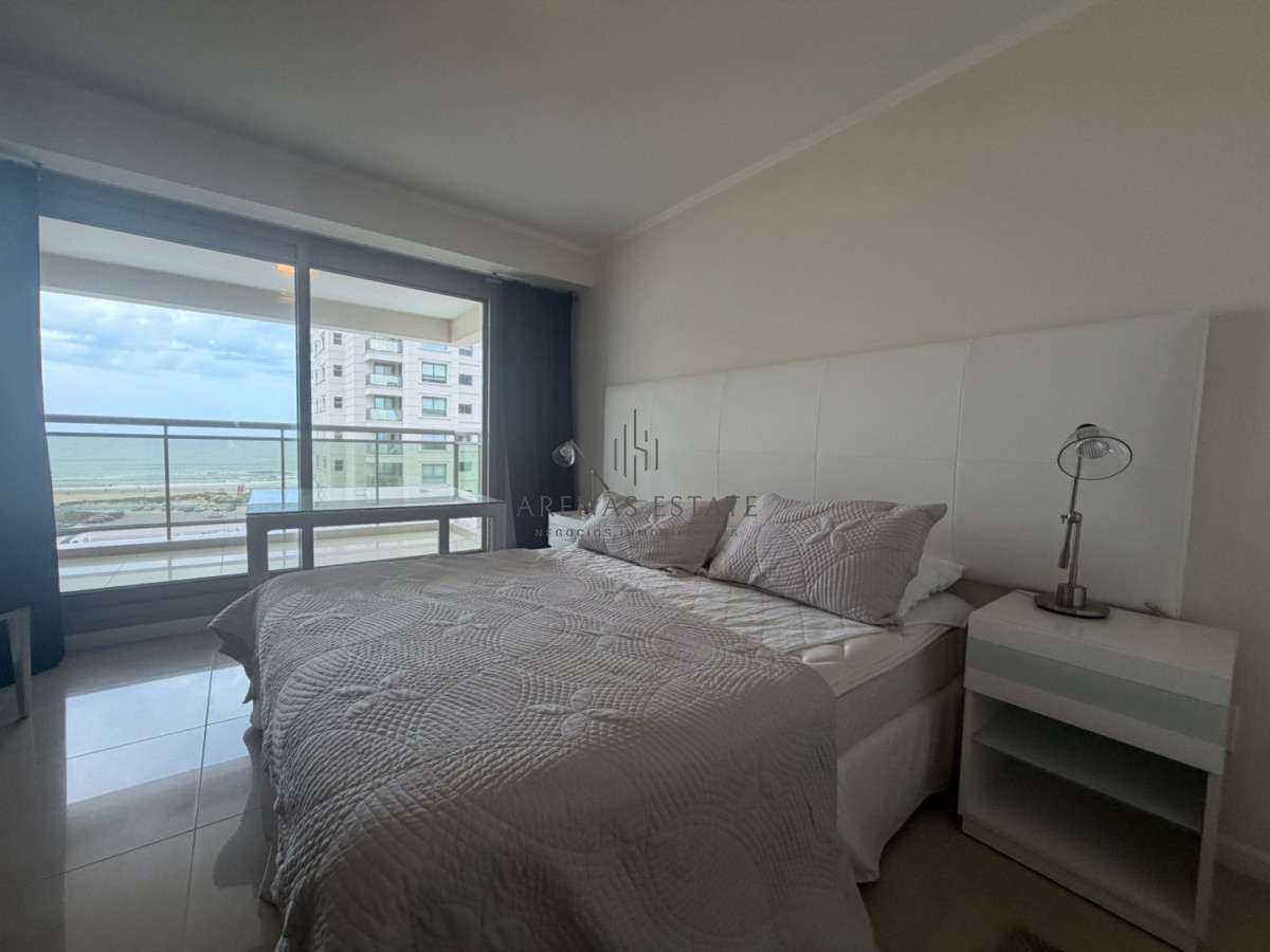 Apartamento ID.4375 - Apartamento de 3 dormitorios en Venta en Punta del este , Playa brava , Torre imperiale 