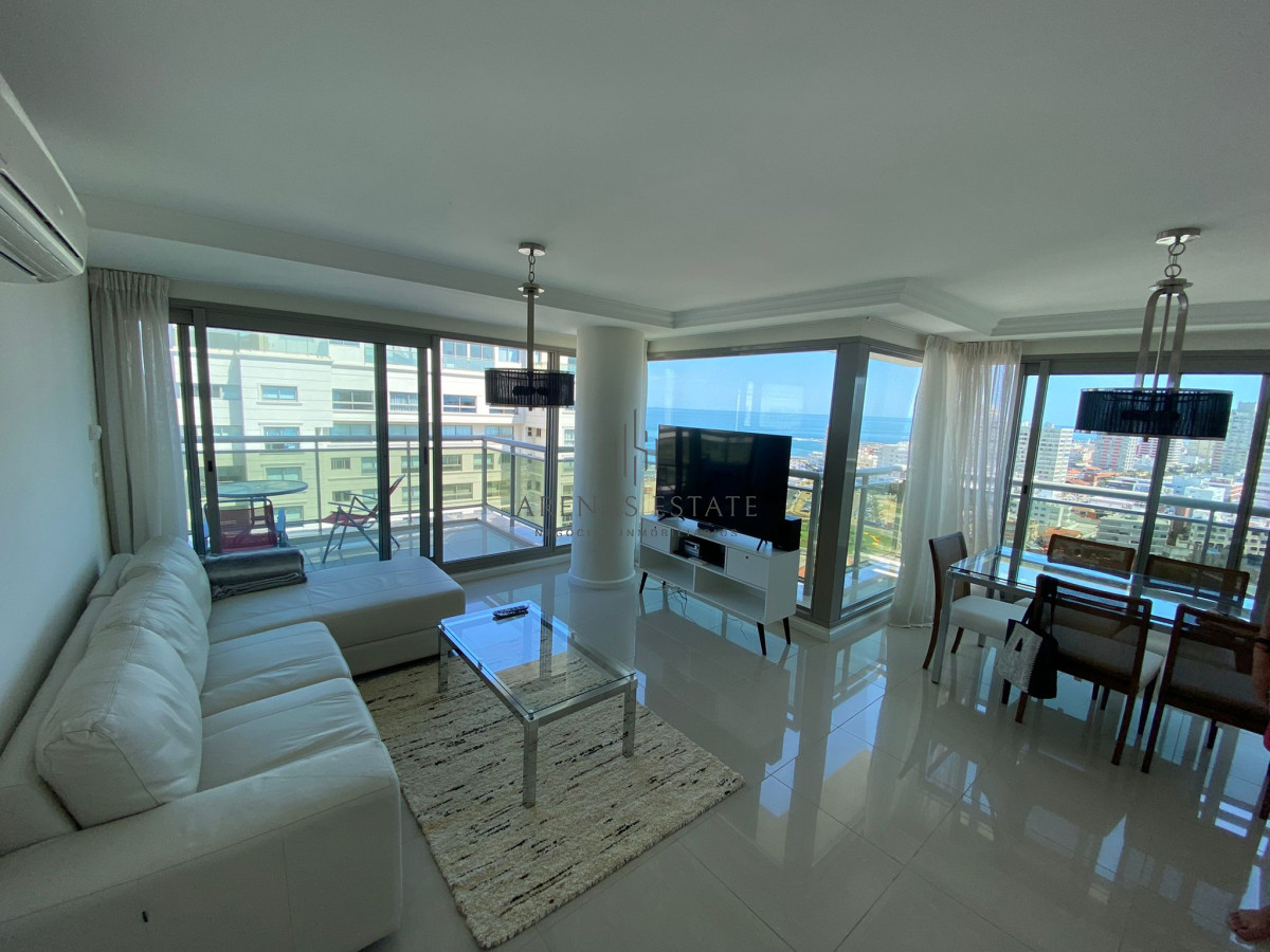 Apartamento ID.4376 - Apartamento de 2 dormitorio en Torre impriale , Punta del este , Playa brava 