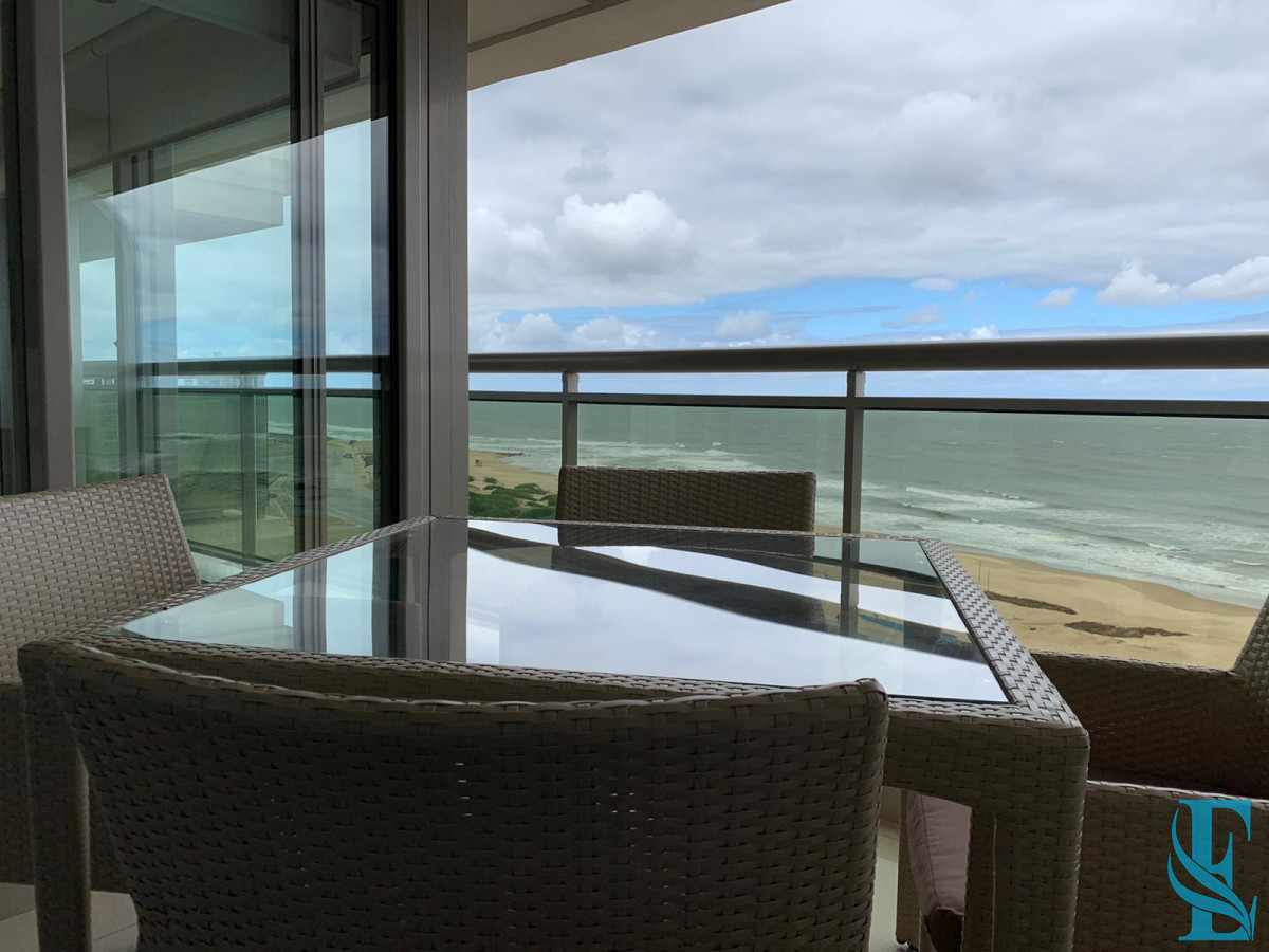 Apartamento ID.962 - Apartamento de 3 dormitorios en Torre Imperiale , Punta del este 