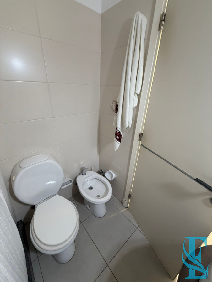 Apartamento ID.1007 - Apartamento de 1 dormitorio en Venta en Punta del este , Península , Bajos gastos a pasos del mar 