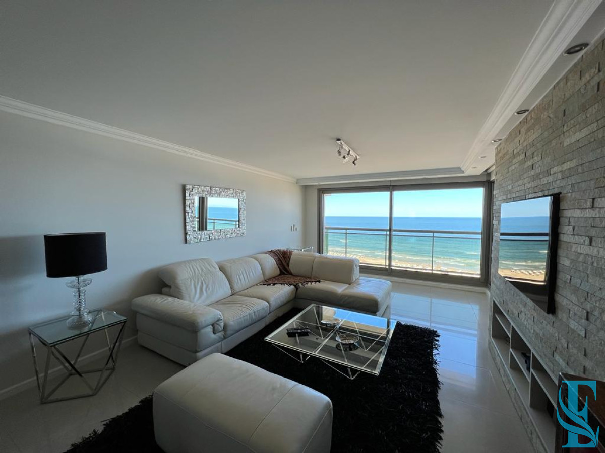 Apartamento ID.962 - Apartamento de 3 dormitorios en Torre Imperiale , Punta del este 